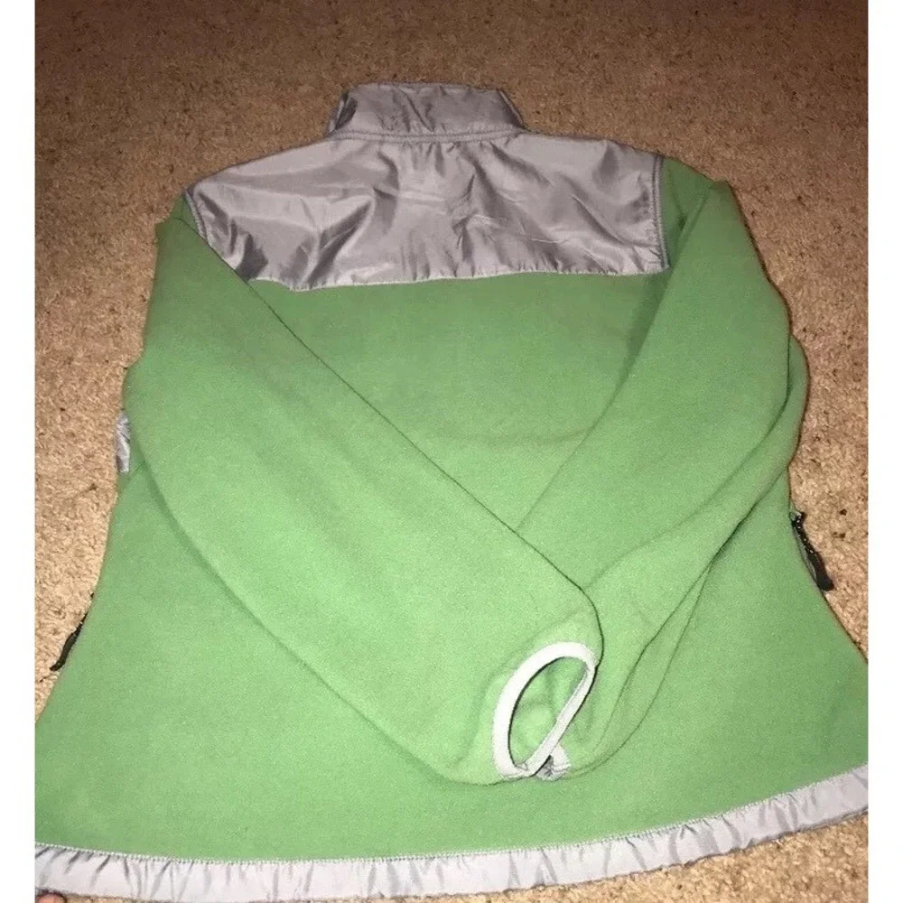 Snozu Fleece Green Jacket Size XL 18 Girls‎